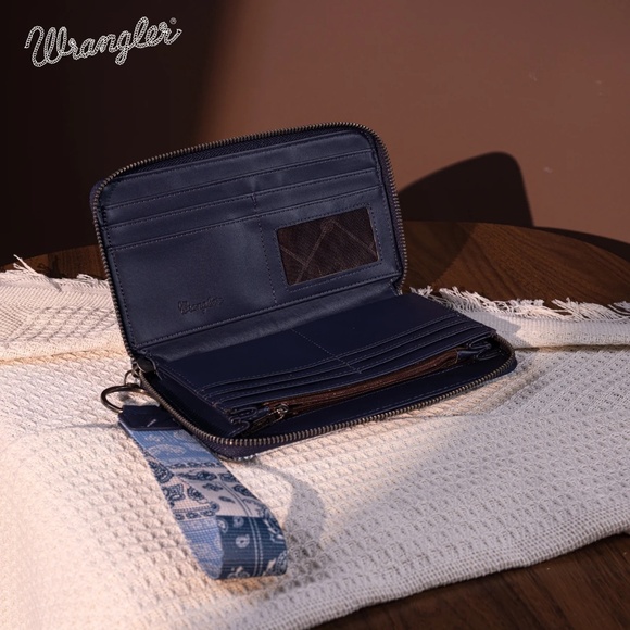 Wrangler Paisley Pattern Dual Sided Print Tote + Wallet Jean - Picture 8 of 9